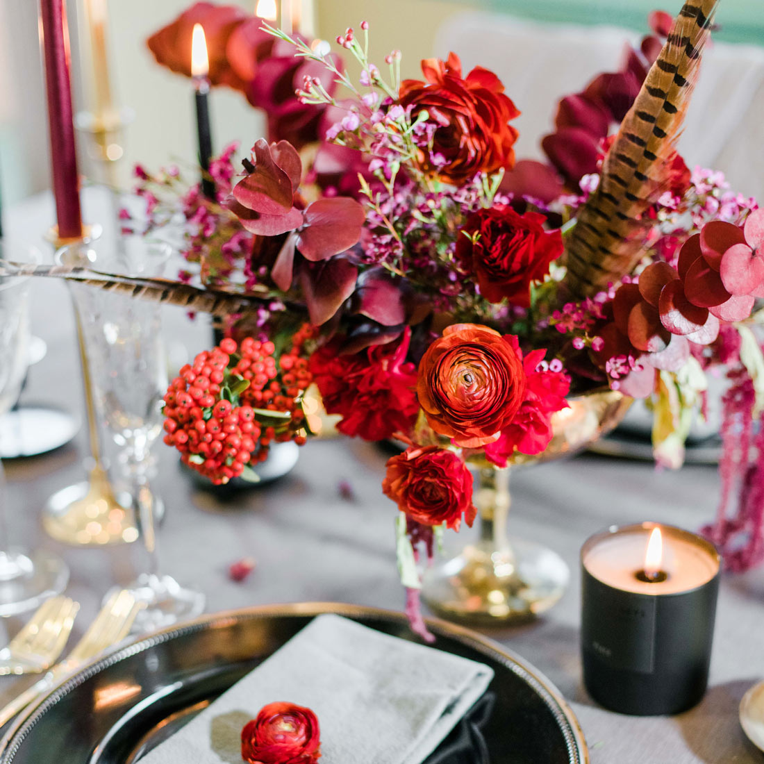 5 Breathtaking Christmas Flowers You Need To Know About LÖV Flowers