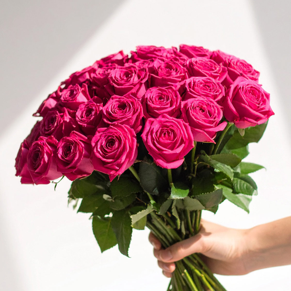 Hot Pink Roses Bouquet | Bold & Bright Roses Delivery – LÖV Flowers